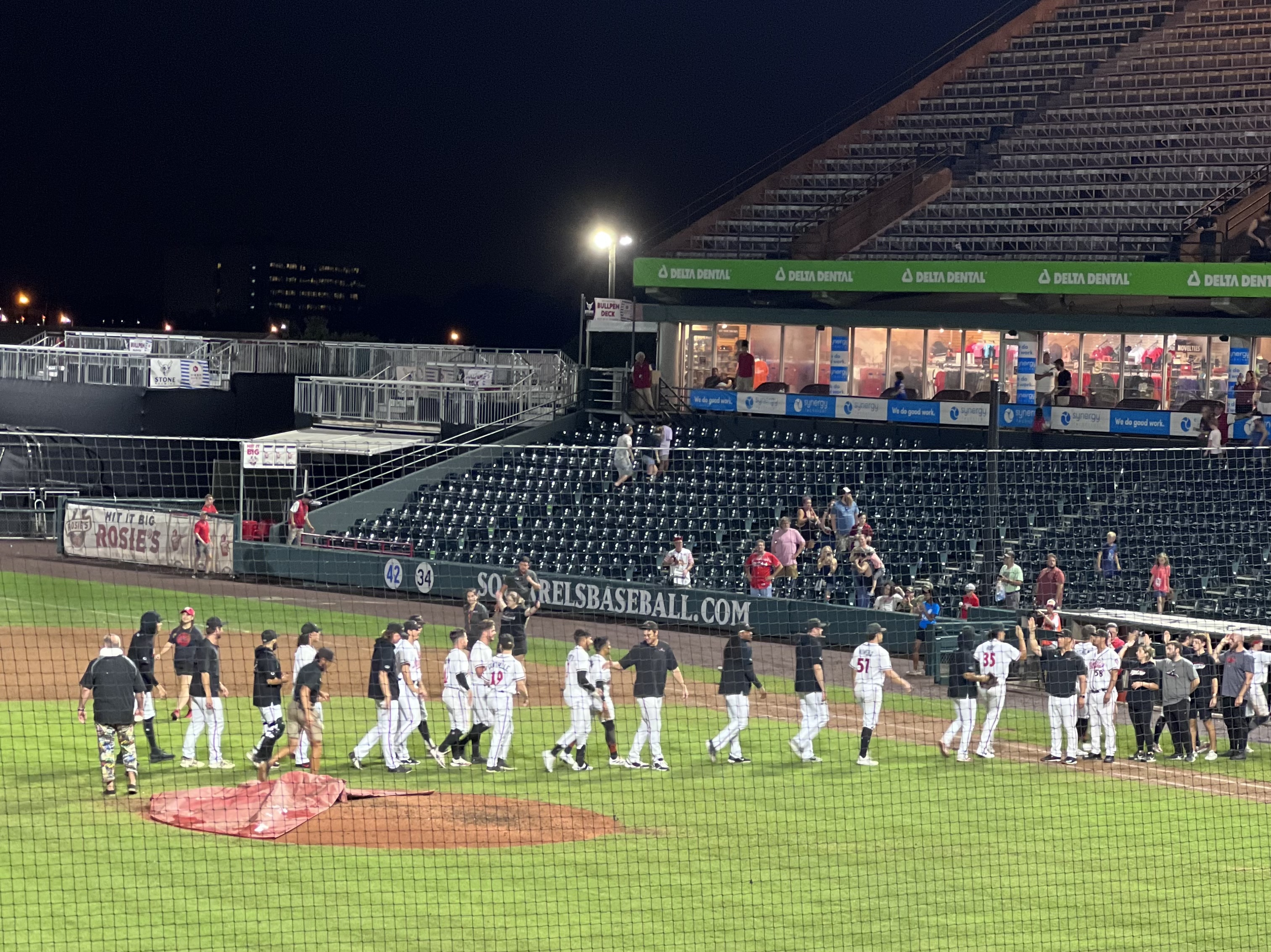 Flying Squirrels team