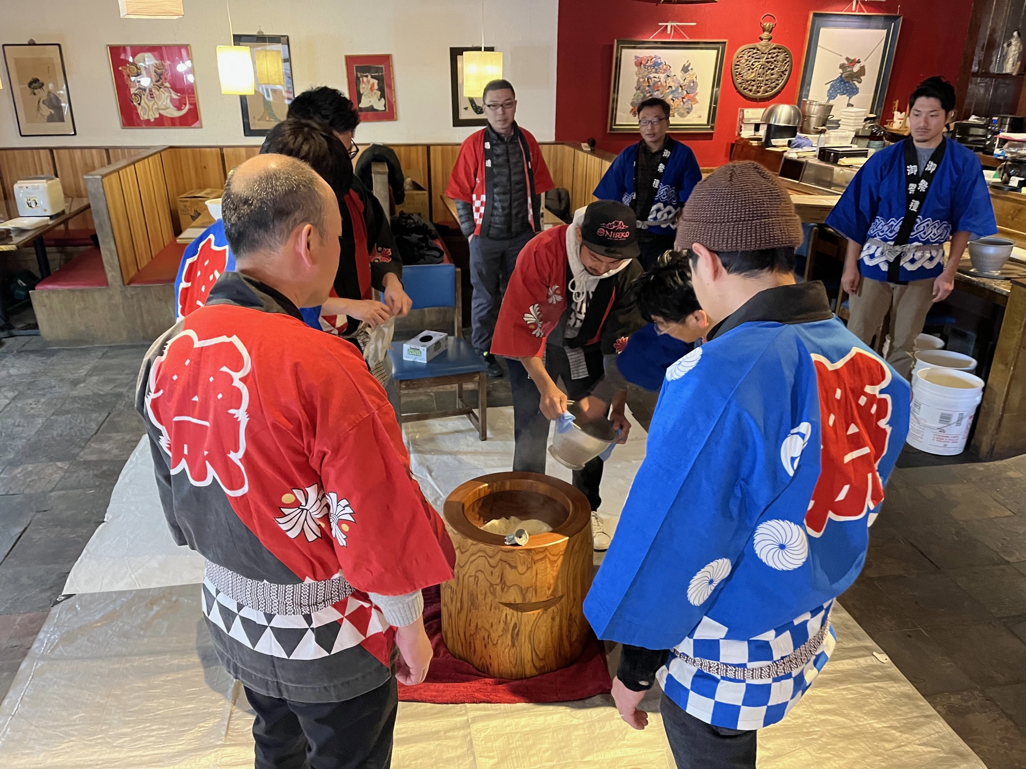 Mochitsuki - Getting the Mochi Ready